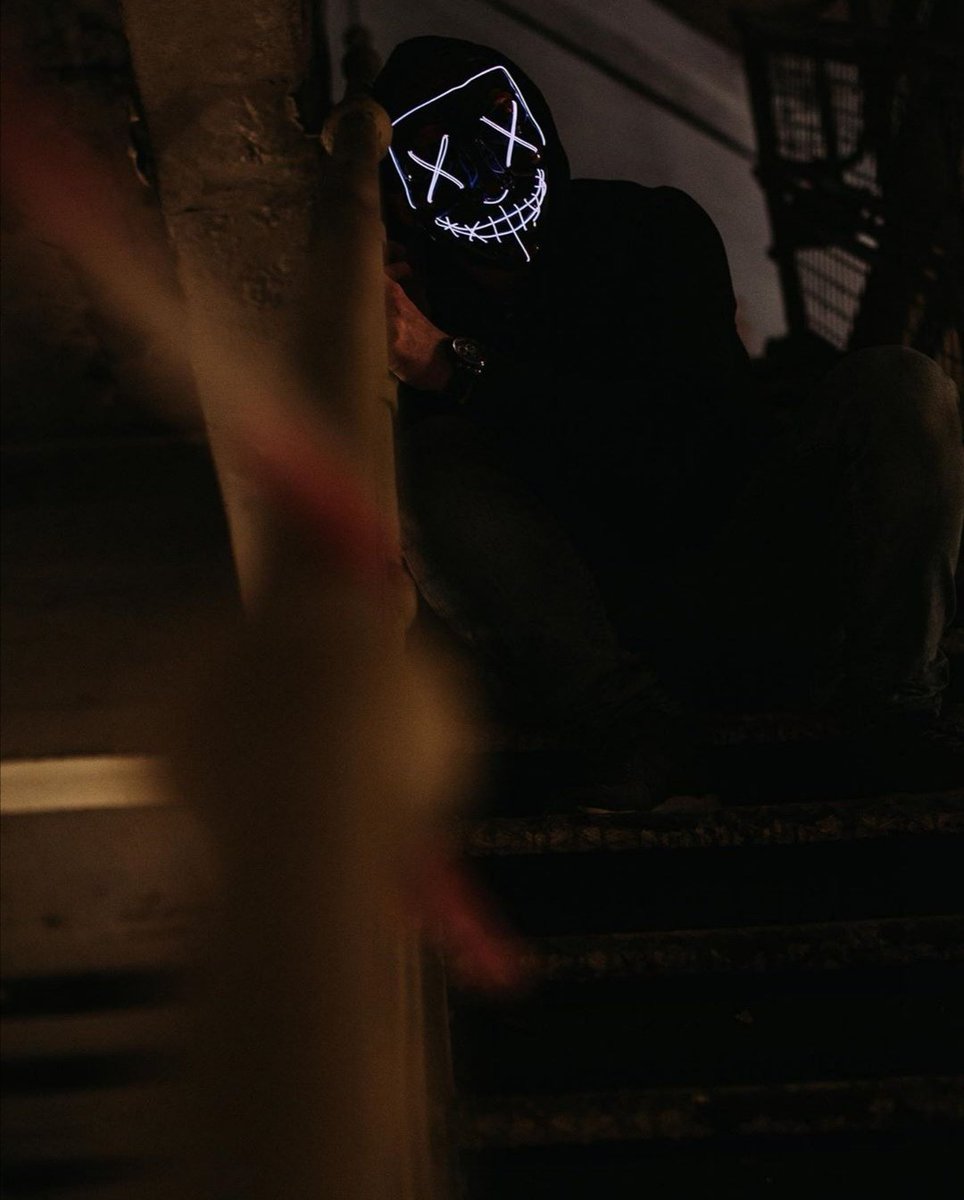 jacksharp86's tweet photo. This is a whole new style of photography for me, and I love it!! - - - -
#sigma #smokephotography #newcastleupontyne #nikon #cityphotography #neonmask #lightroom #sigma35mmart #35mm #d500 #stairs #nightphotography #darkphotography #thepurge #portraitphotography https://t.co/rT6yGes9Jj