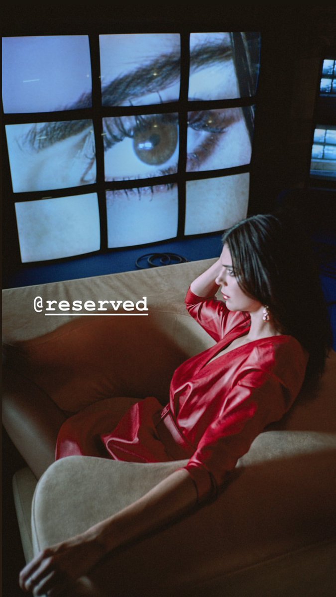 KendaIIJennerCR's tweet photo. jemerced vía Instagram Story #CiaoKendall #ReservedForMe #fashion #KendallForReserved #kendalljenner https://t.co/RjFRqugvdc