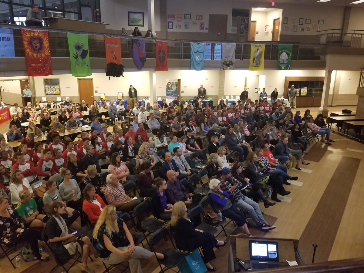 Cullen_McDowell's tweet image. What a great night with @JasonFoundation, @District49 &amp;amp; Peak View Behavioral Health combating the "silent epidemic" of teen suicide.  A great turn out.  Let's take action together #RMCA