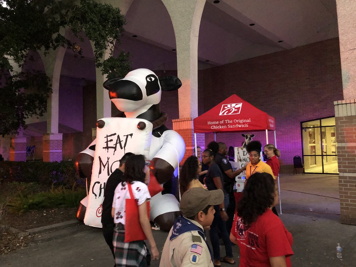 R4ExD's tweet photo. Great evening attending our @Spring_ISD_PD  National Night Out community event in @SpringISD. Great community turnout! https://t.co/z5lofxjist