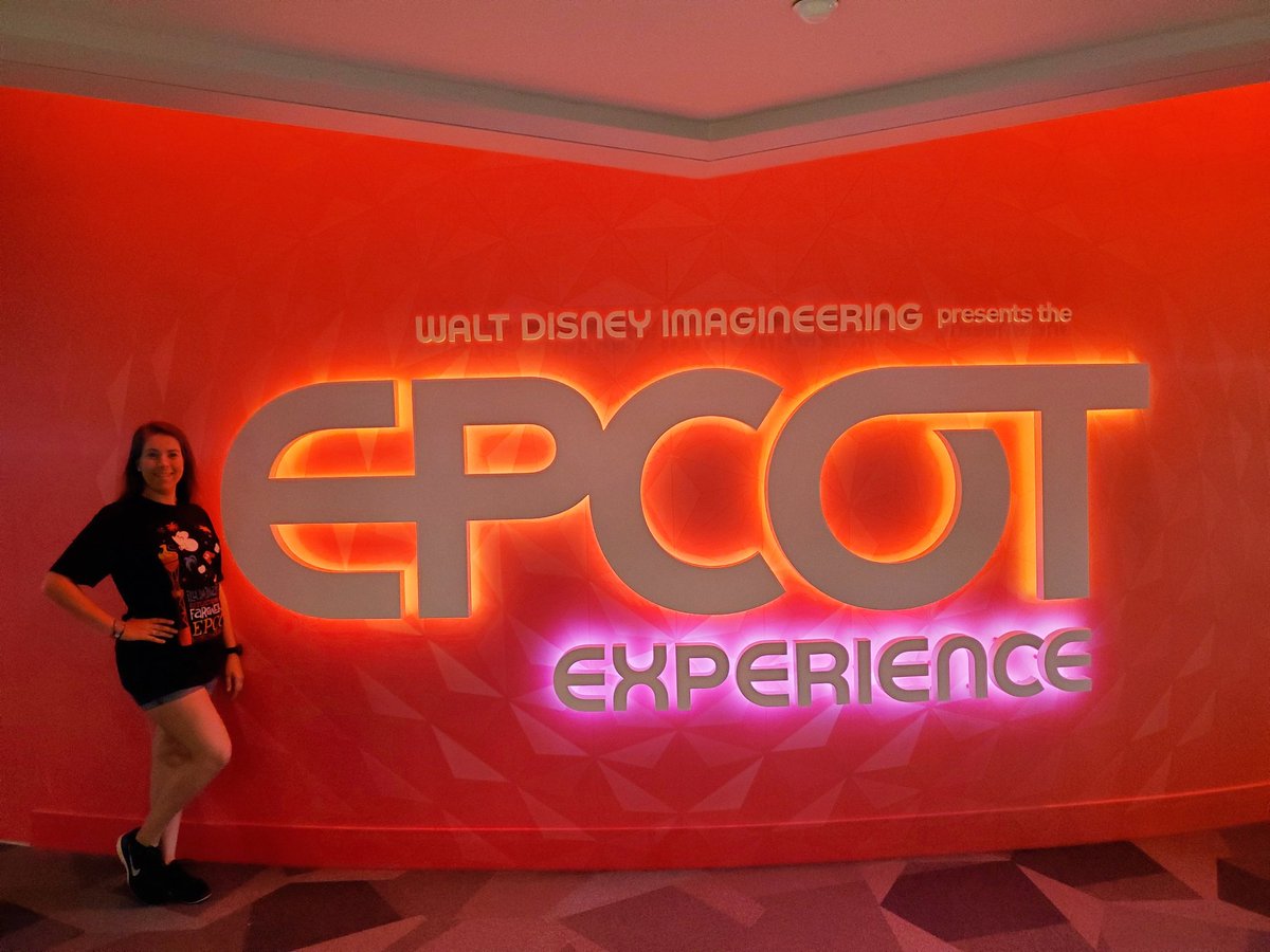 fsuchick11's tweet photo. Never could have Dreamed that I would be apart of such an amazing transformation as an Epcot Cast Member!!! Can't wait to watch Epcot Forever!!!!! This is the start into the future of what Epcot will become!  #DisneyParksLIVE #EpcotCast https://t.co/BxDB0dgsgh