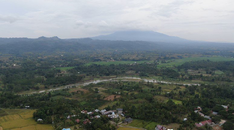 P3MDMalang's tweet photo. Intip Desa Lamteuba, dari Dana Desa sampai Ubah Lahan Ganja ke Kunyit https://t.co/SX9oTKI2nS https://t.co/lAx5YkR8UA