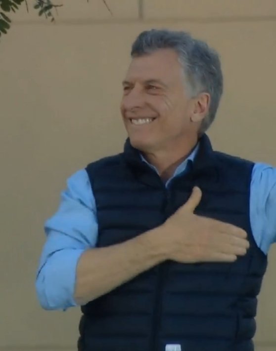 BanzasGuillermo's tweet photo. Quien gana ?
Dos fotos el mismo día 
Una imagen puede más que mil palabras https://t.co/vbRH9AKYZG