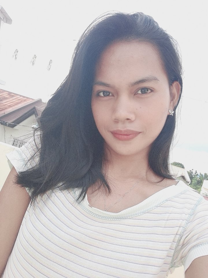 yhamzzzzz's tweet photo. second time joining selca day ๐
#ONFSelcaDay #FUSESelcaDay https://t.co/JahE2yz6k1