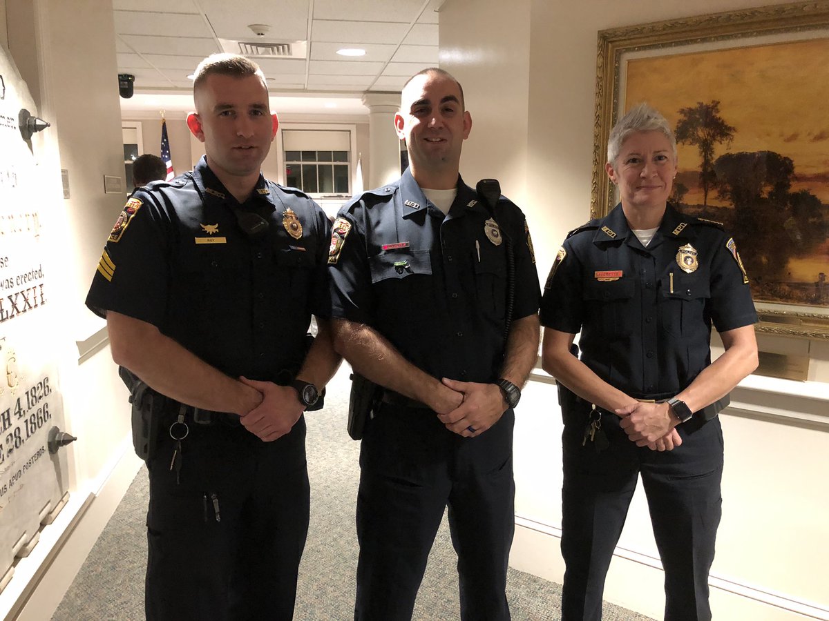 MedfieldPolice's tweet photo. Congratulations to Officer Ryan Maxfield am his unanimous vote for appointment to the rank of Sergeant. https://t.co/DrpoJDiGHb