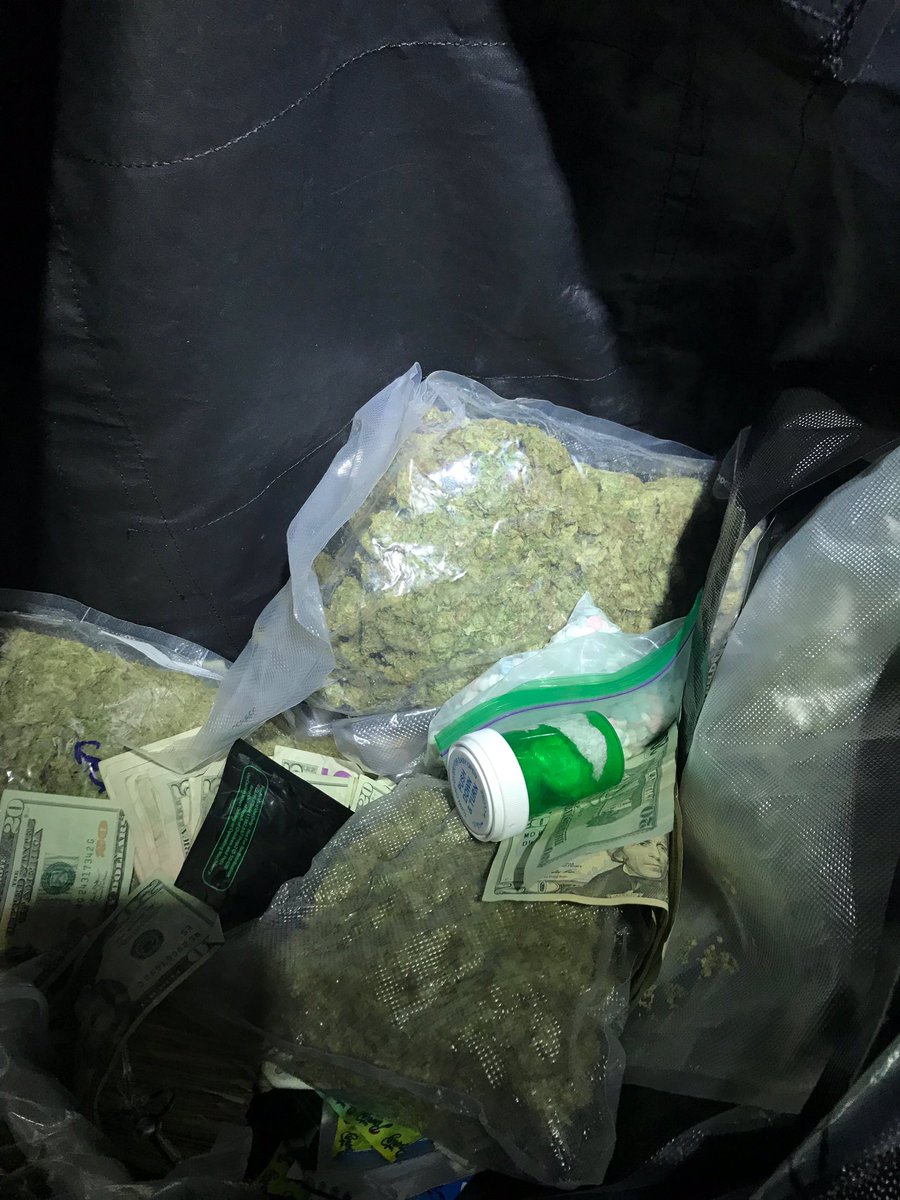HCSO_D3Patrol's tweet image. District III deputies working hard cleaning up the streets. #seizedmarijuana, #seizedecstasy, #seizedmoney