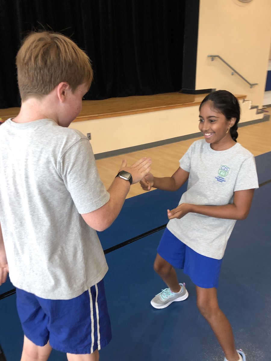 JaymeFarrell3's tweet photo. Learning the value of sportsmanship by  practicing our skills in a classic game of RPS. Students learn how to win and lose with grace. #CISinspires #characterlearning #physed #recessgames https://t.co/MpvVeftOCP