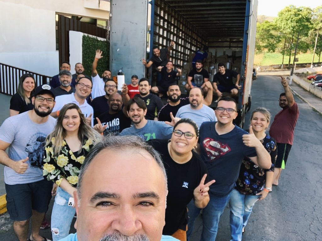 EmeryLuissa's tweet photo. É bem simples, amo fazer parte desse time!!! #ministrosverbodavida #verbodavida https://t.co/tENSkxh0zP