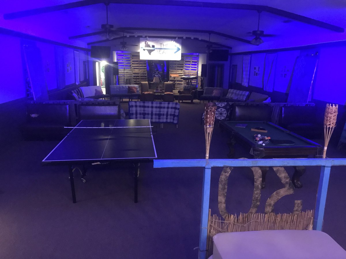 TheReachGBC's tweet photo. In honor of homecoming next week, The Reach is having a coming home day this Wednesday! If you have ever called Georgetown home, then come this Wednesday! It’s gonna be fun! Here is a sneak peek of the chapel for this event! https://t.co/TtgD34Ee8S