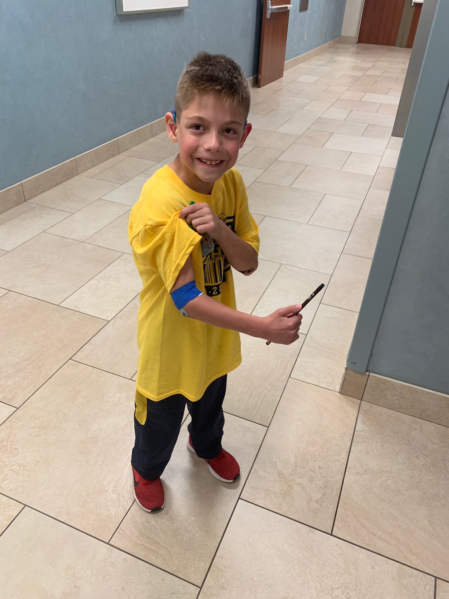 TheDirectorDoc's tweet photo. Kids are so tough and so proud. This is Andrew, he just had his labs drawn so he could see if all of his hard work eating by mouth has paid off. Strong work Andrew, your G-Tube can be removed. #bepatient #besimple #medpeds #PedsICU #trachvent https://t.co/Kd5loEpZLE