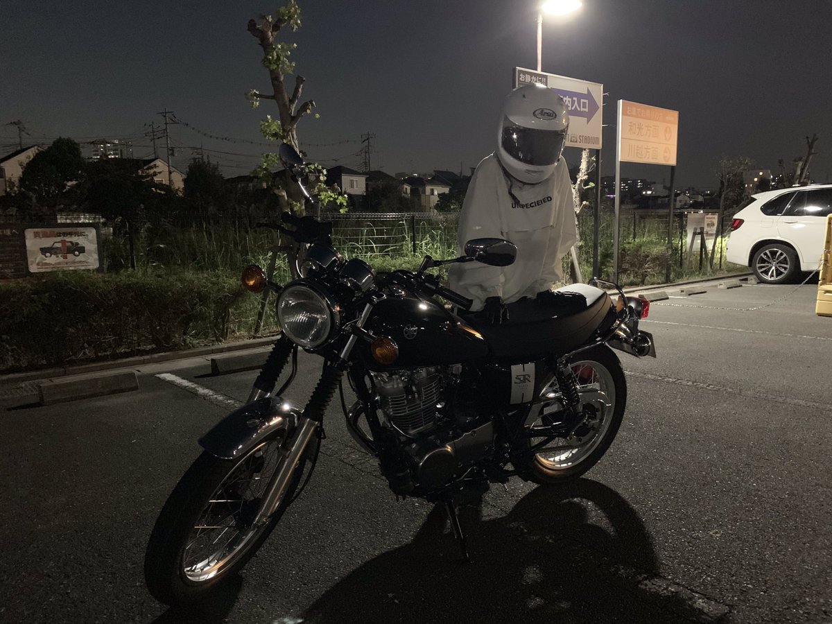 a________oI223's tweet photo. 昨日🏍YAMAHA SR400 40th Anniversary納車しました🔰 https://t.co/n4An1R7FmN