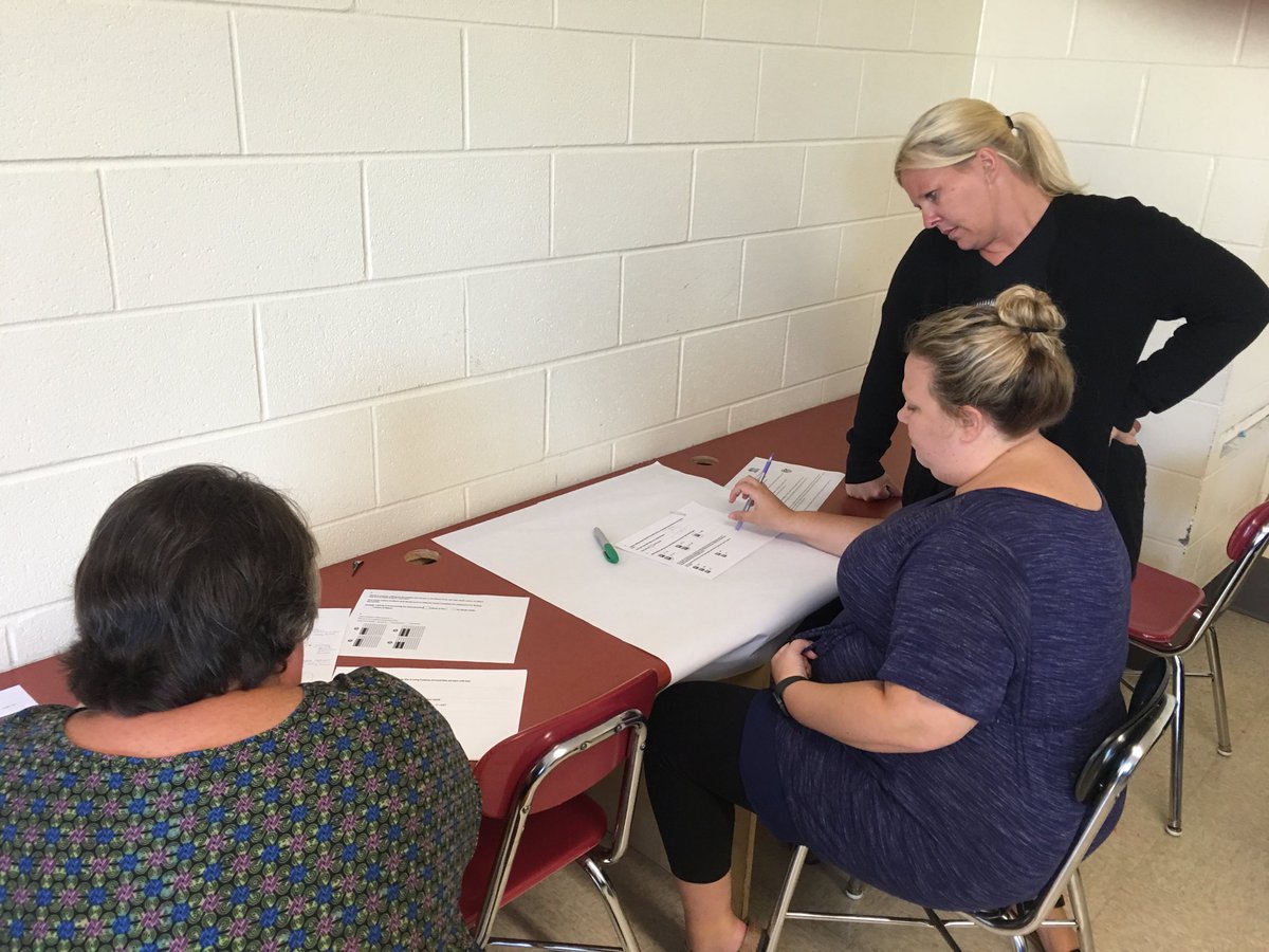 GJorgensenHCESC's tweet photo. Mt Healthy elementary teachers collaborating about math instruction @MtHealthySchool @mission64u @urbanesc https://t.co/oUqm6Fs739