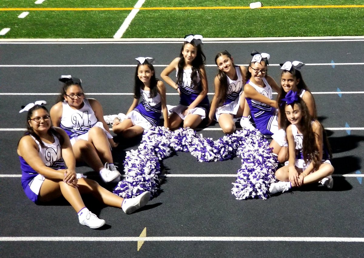 cheer_mustang's tweet photo. Looking great and cheering our team on for the win! #mmsbelieves https://t.co/BVKN7BsNE1