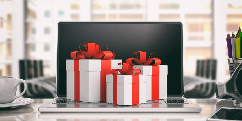 sirspeedy's tweet photo. Holiday Gifting for the Execs and VIPs on Your List https://t.co/OT2r3sNqMu https://t.co/WW3mlrvvXg