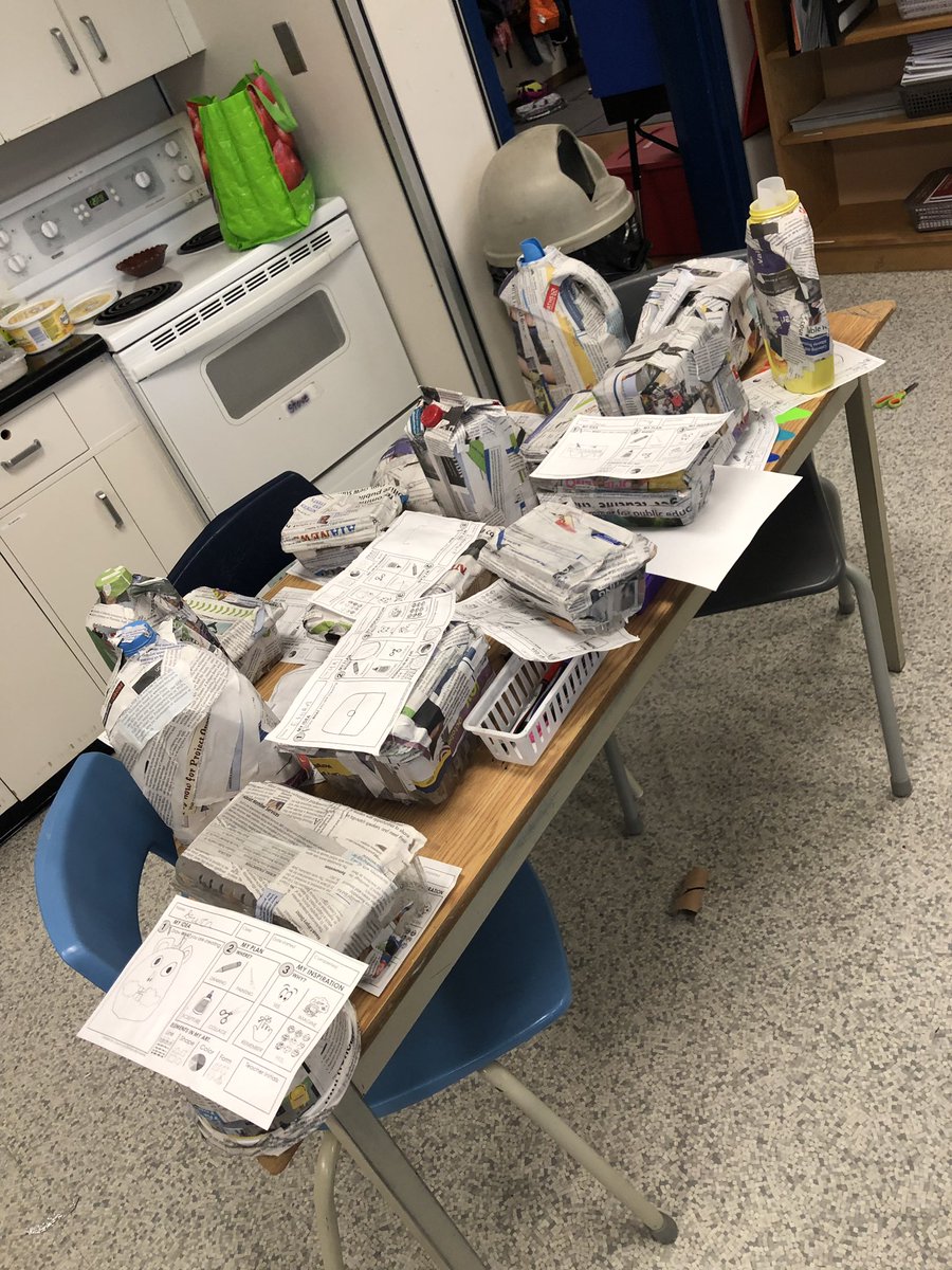 JenniferBarr28's tweet photo. Paper Mache all day, many masks being made @thickwoodArts @FMPSD @FMPSDArts https://t.co/CQ1rcBMRfO