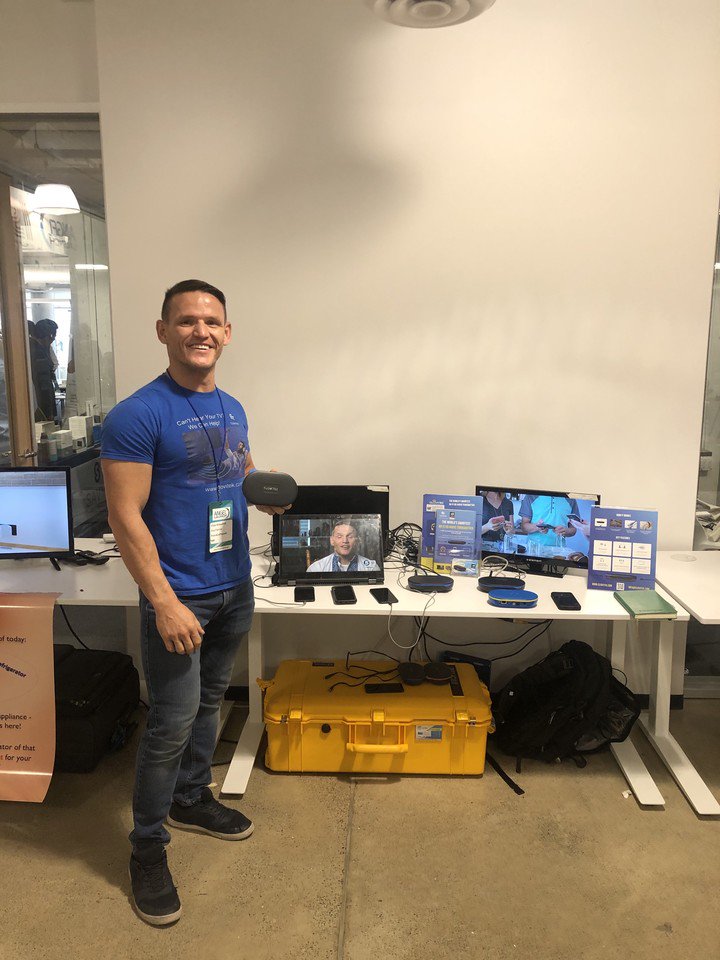 CloviTek's tweet photo. Iβm excited to pitch and demo at Silicon Valley Investing Summit Oct 1 in SF with sushi dinner and after party. Join me and 400 attendees. https://t.co/AVl9M9DqBG
#SVFundingSummit #angellaunch #clovitek #wifi #technology #slctech https://t.co/PhrtQLW37z