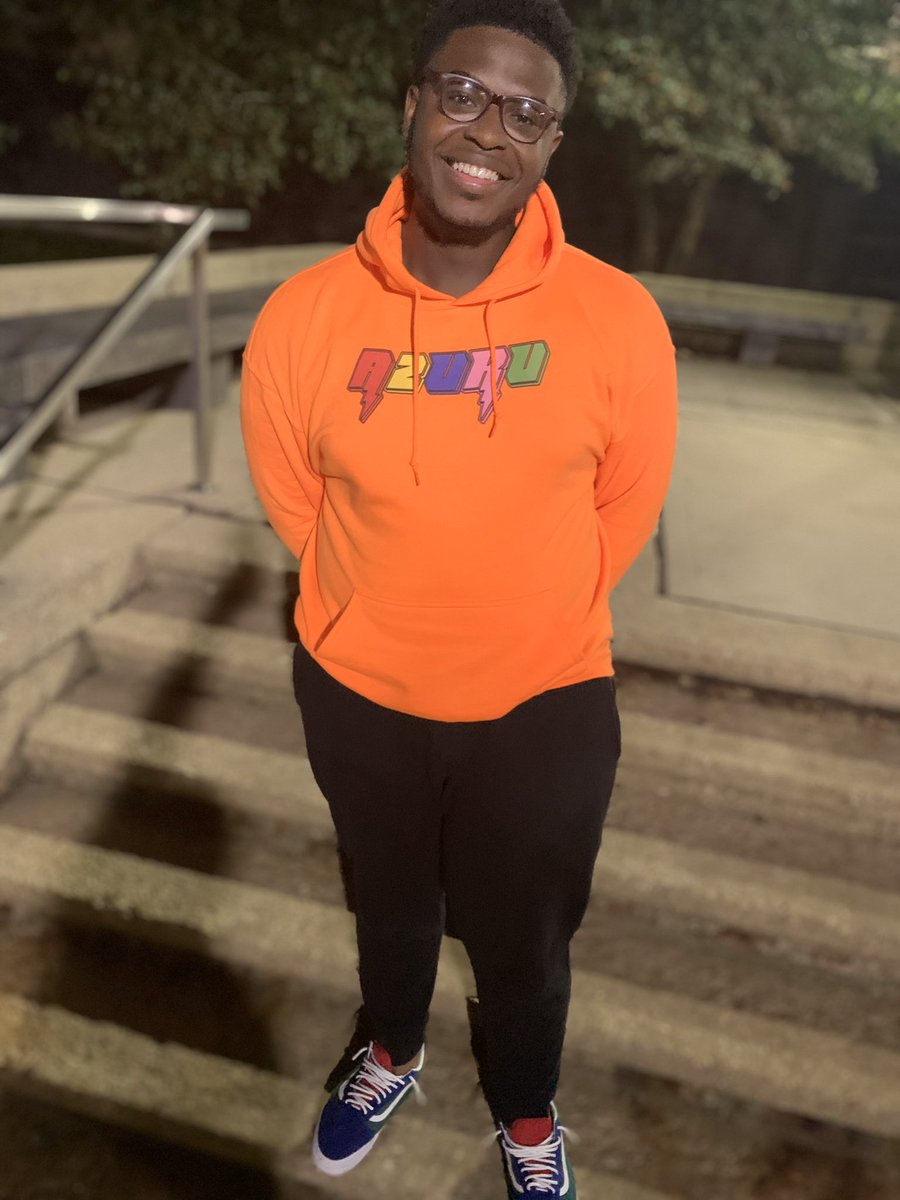 jraythejuiceman's tweet photo. S/o to my brother @AzukuTre for the fire 🔥 merch! I love how much I’m growing more and more everyday. I see what I can be and I’m more driven then ever to do so! https://t.co/Ygg2qAiGBL