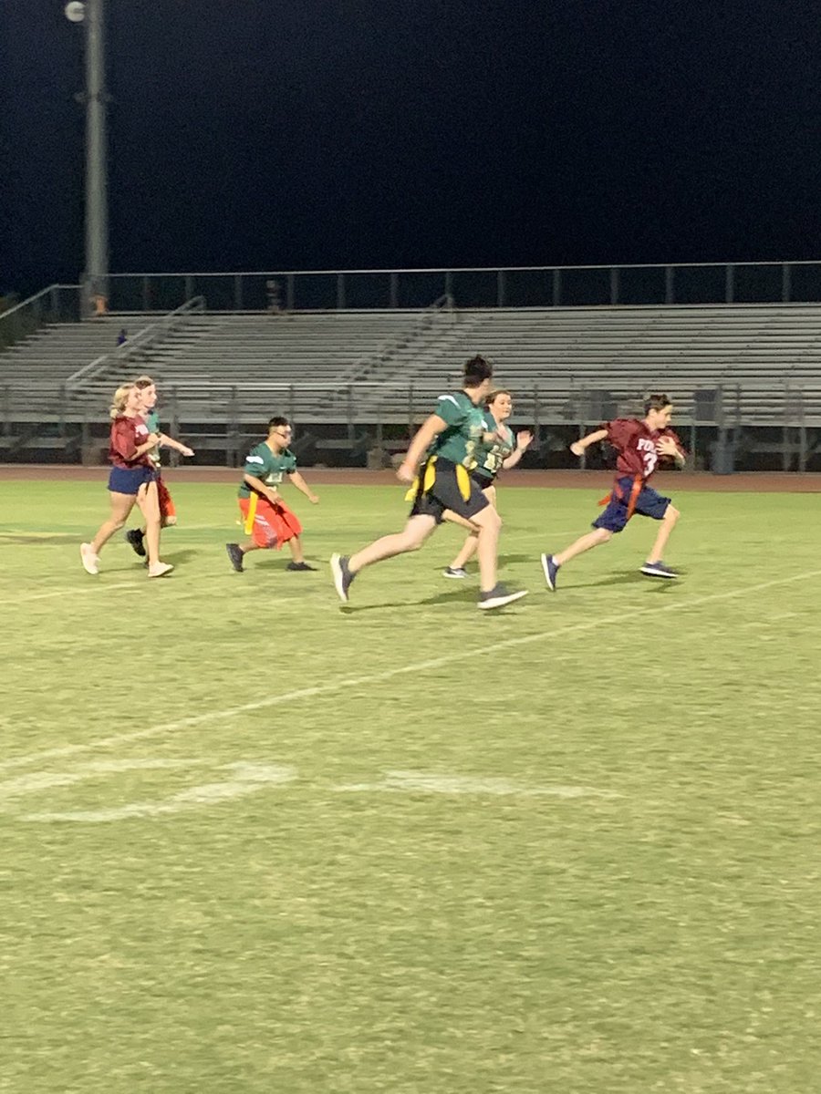 UnifiedBHS's tweet photo. Bears put up a great fight agaist Perry tonight. #buildingbasha @PerryUnified @BashaAthletics https://t.co/2G0aGhxSQ6