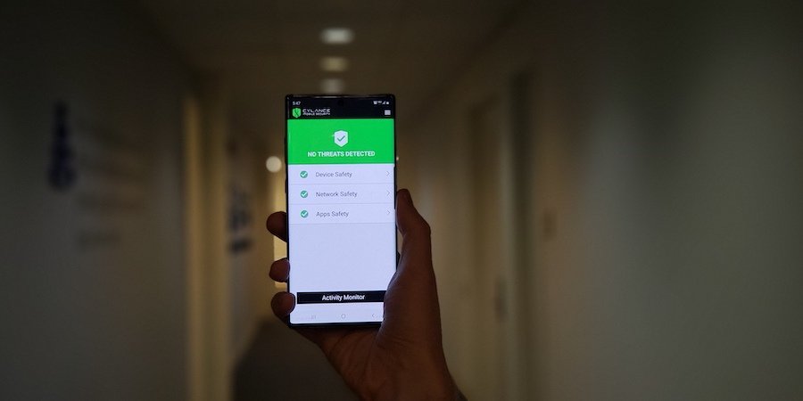 BlackBerrySpark's tweet photo. BlackBerry Cylance Is Bringing AI Antivirus Defense to @Samsung Android! Read more as @GlobalMobilejim chats with Christopher Bray about how #BlackBerryCylance is bringing our lightweight, AI-driven protections to Android smartphones. Learn more: https://t.co/3CWDOvIfxB https://t.co/kEAPRma8rc