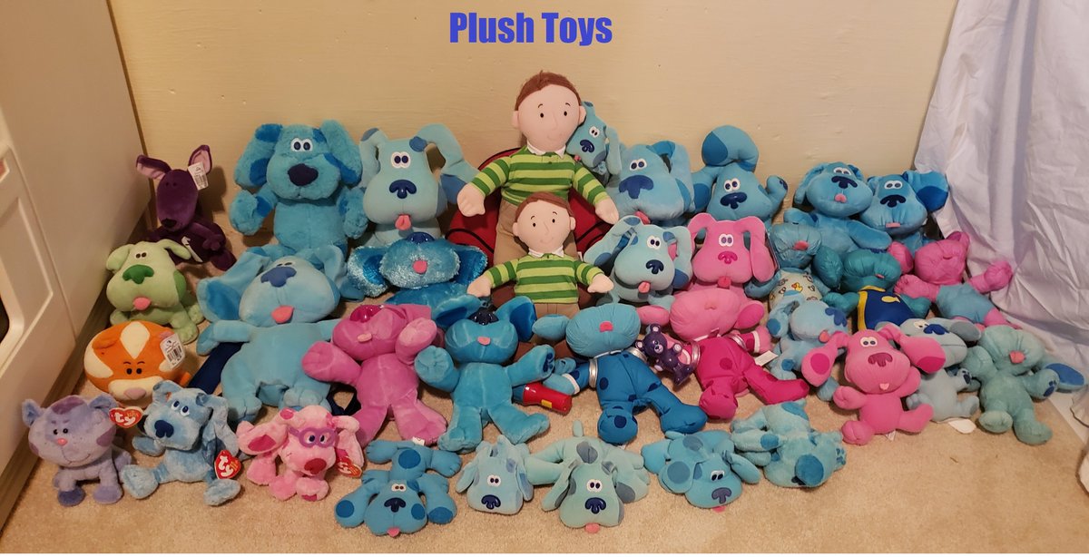 Miss_Indi_R's tweet photo. @AngelasClues Hi Angela! I am the lady who wrote you the letter with the Blue's Clues collection. I was SO excited to get your message recently! Here are the pics of my collection. I apologize, this will be in 4 separate tweets since twitter only allows 4 pics per tweet 😉 https://t.co/NMEpvI7hSu