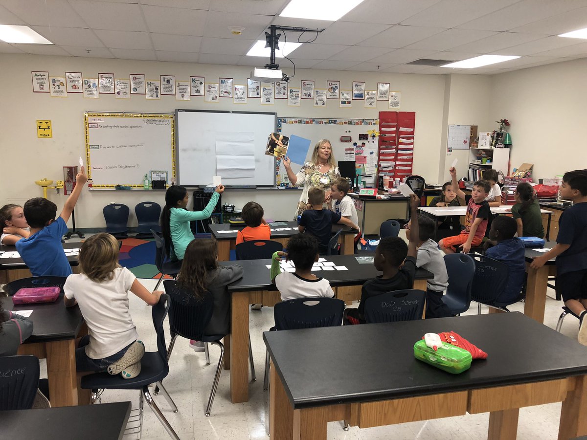 lmcano326's tweet photo. Thank you so much @ElizabethKeit19 and @veronicafmontes for giving our Science and Social Studies Teachers of the Month the gift of time! We are so blessed with amazing Ts @PowellEPISD. Christy Enriquez is Science TOM and Luz Llanos is Social Studies TOM. Way to go!! @ELPASO_ISD https://t.co/XwfyZOFwx2