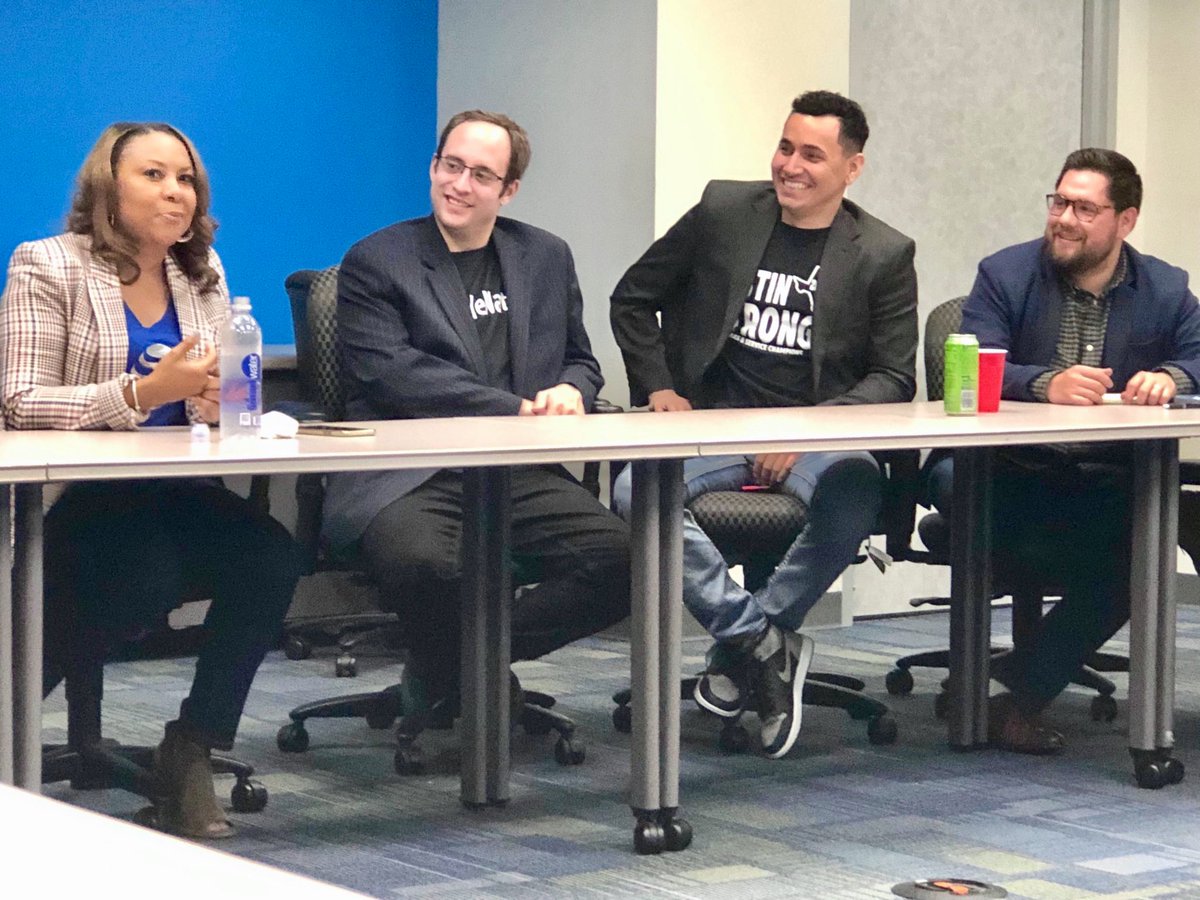 JAldana30's tweet photo. S/o to @carawfields for visiting and talking strategy to finish the year off strong!  @cj5951Cat @Dm736gMesser #BeAgile #FieldsFam #AustinStrong #WeGotThis 📸: @CamilleCurry01 https://t.co/v9eadm1yIc