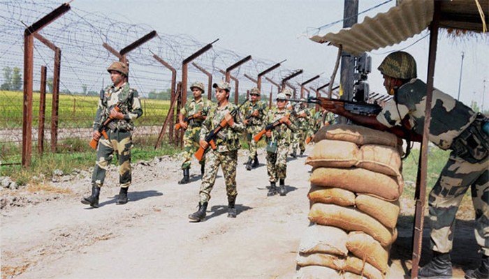 achupiu_528's tweet photo. 60 armed terrorists from Pakistan have infiltrated along the LoC https://t.co/2FdmEfufQv https://t.co/i9KeNi5wOM