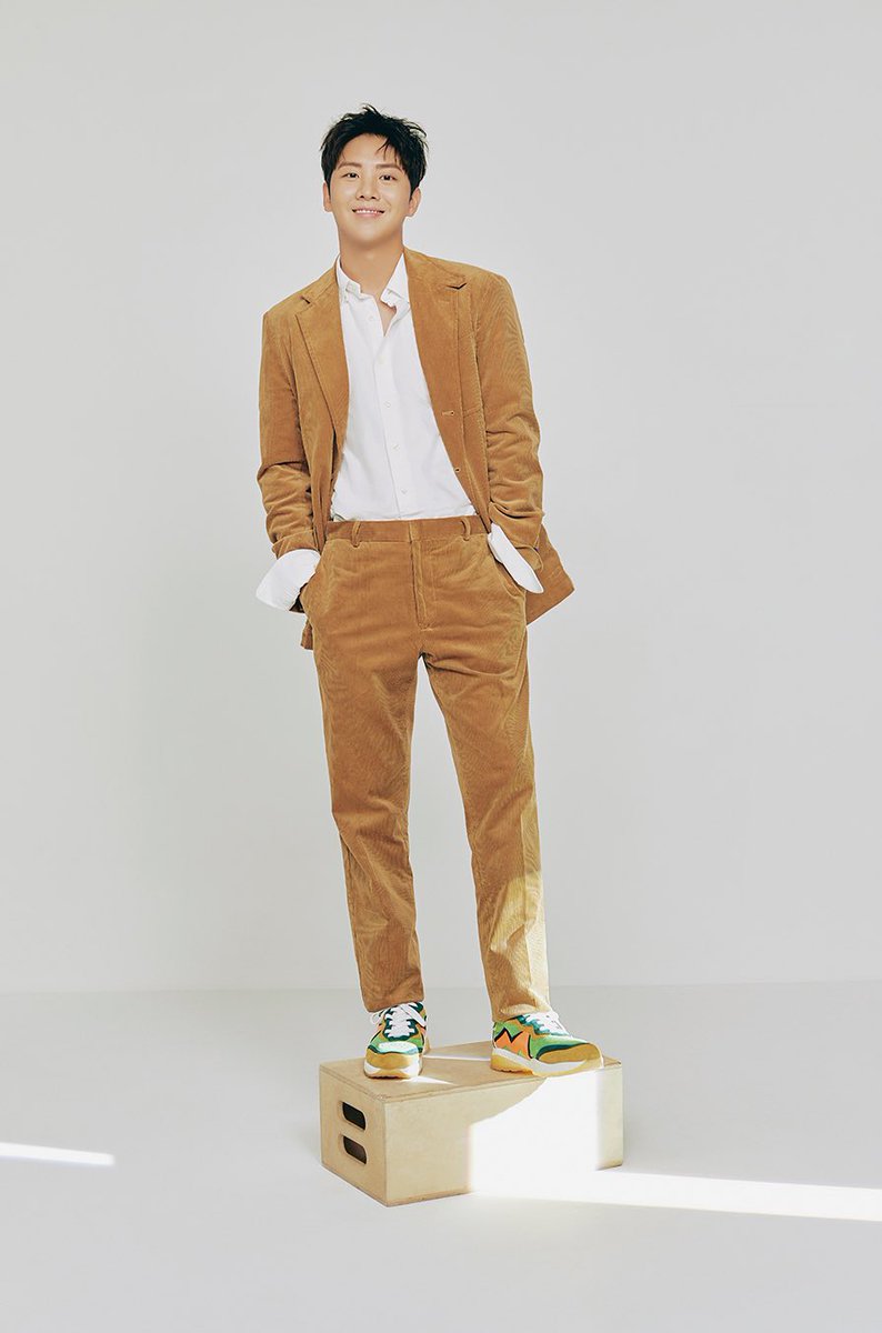 LOVE PLAYLIST 웹 드라마 <연애플레이리스트>는 김형석, 박정우, 배현성의 당당한 출사표다. 세 배우의 청춘은 지금부터다. #KIMHYUNGSUK #PARKJUNGWOO #BAEHYUNSUNG...