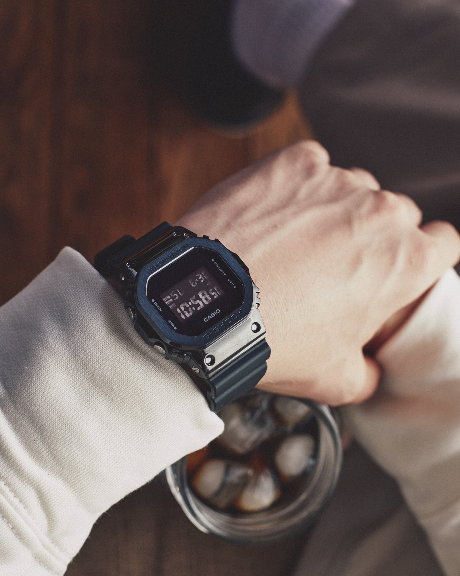 CASIO G-SHOCK GM-5600B ステンレスベゼル オールブラック 2万円台で