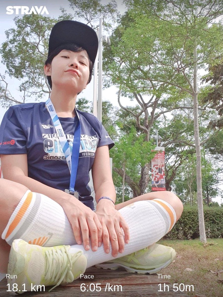 sujinleeme's tweet photo. I completed 18.45k #STRun last sunday. It was the first SG marathon. I have overcome the current obstacles in my life and reclaimed my power and energy. ✊🧘♀️🏃♀️ https://t.co/gWxpZMnnck