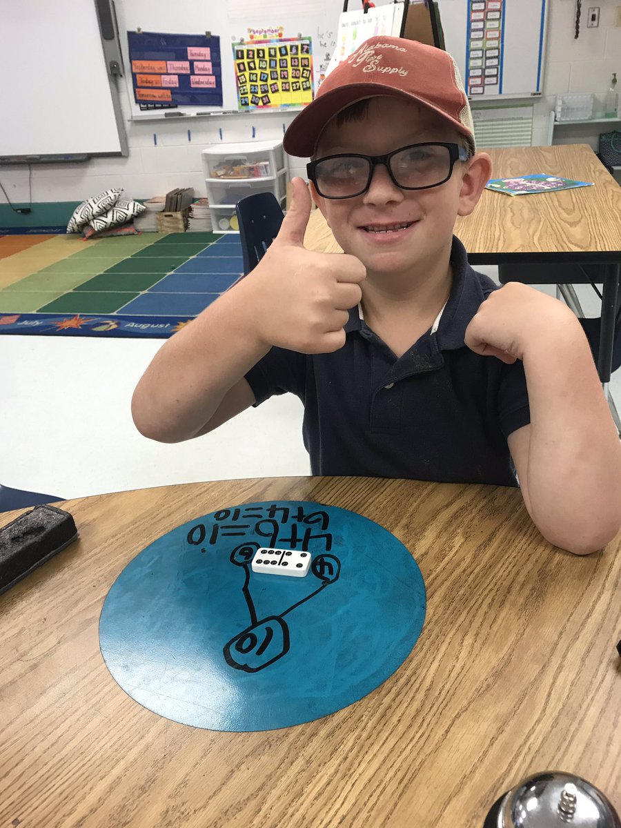 HayaskiKristen's tweet photo. Super easy way for students to create number bonds and write two addition sentences. They love math with manipulatives. #math #firstgrade #learningisfun @GlendaWarren15 @JETurnerSchool https://t.co/gMVn0vCkkX