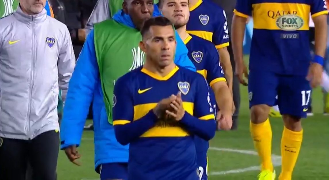 gastorino's tweet photo. Claro gesto de Tevez: "ahora voy y la pongo toda en parques eólicos" https://t.co/EaEWO1Kj0I
