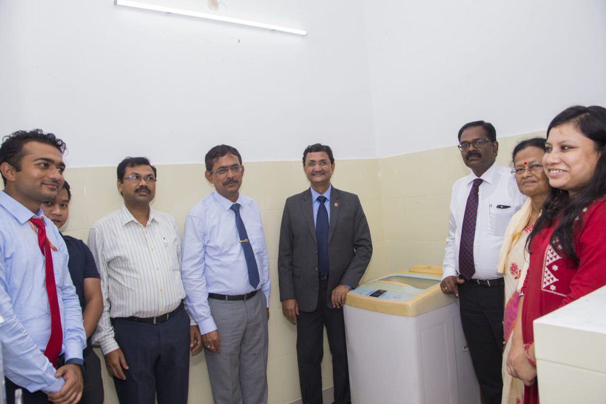IOCL_Assam's tweet photo. CGM IOAOD Mr. Uttiya Bhattacharyya inagurates Xtrapower Sarai at Santosh Petroleum,Sanicherra,Tripura. Excellent facilities like rest room with bed,TV &amp; games,Houda or open bath,clean toilets,doctors room,saloon,laundry &amp; dhaba for @IOCXTRAPOWER  truck drivers. #ioclassam https://t.co/kDQ1wPdexM