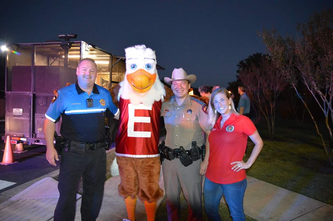 CiboloPD's tweet image. We enjoyed visiting all the 12 parties around the city with the Fire Dept, McGruff the Crime Dog, and Eddie Eagle Gun Safety Mascot to #keepcibolosafe for #NNOCibolo!