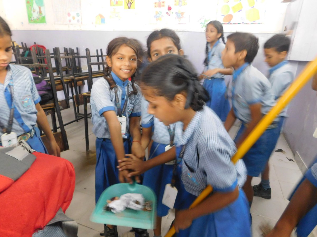 _OMFoundation's tweet photo. Whats the better way to celebrate Gandhi Jayanti!π
#CleanlinessDrive at OM Foundation
#SwatchchaBharatAbhiyan
.
.
.
.
.
.
#OMFoundation #ngo #nonprofit #OmFoundation #CSR #CSRINDIA #CSRnoida #csrdelhi #childrightsandyou #GandhiJayanti #CleanIndia #CleanIndiaGreenIndia https://t.co/wC84jQmipe