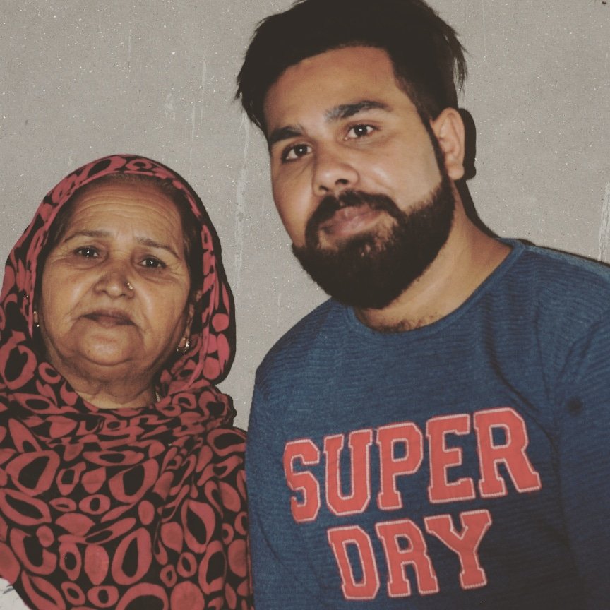 harsh_simar's tweet image. My life my mom