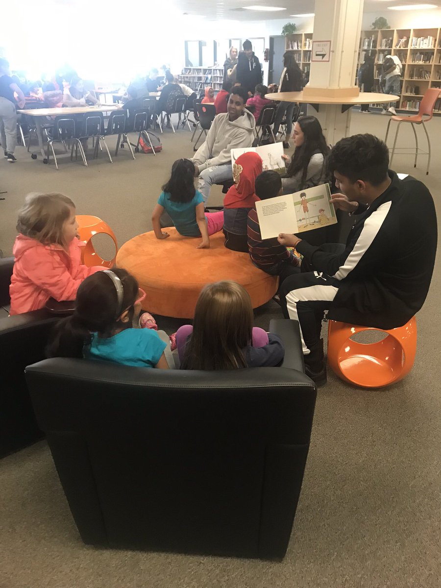 LaZerteLeaders's tweet photo. Thanks for joining us for a great day of reading and touring all our awesome options classes @NorthmountEPSB! Can’t wait for you to come back and visit again! @melazerte https://t.co/T9e9AgOOpE