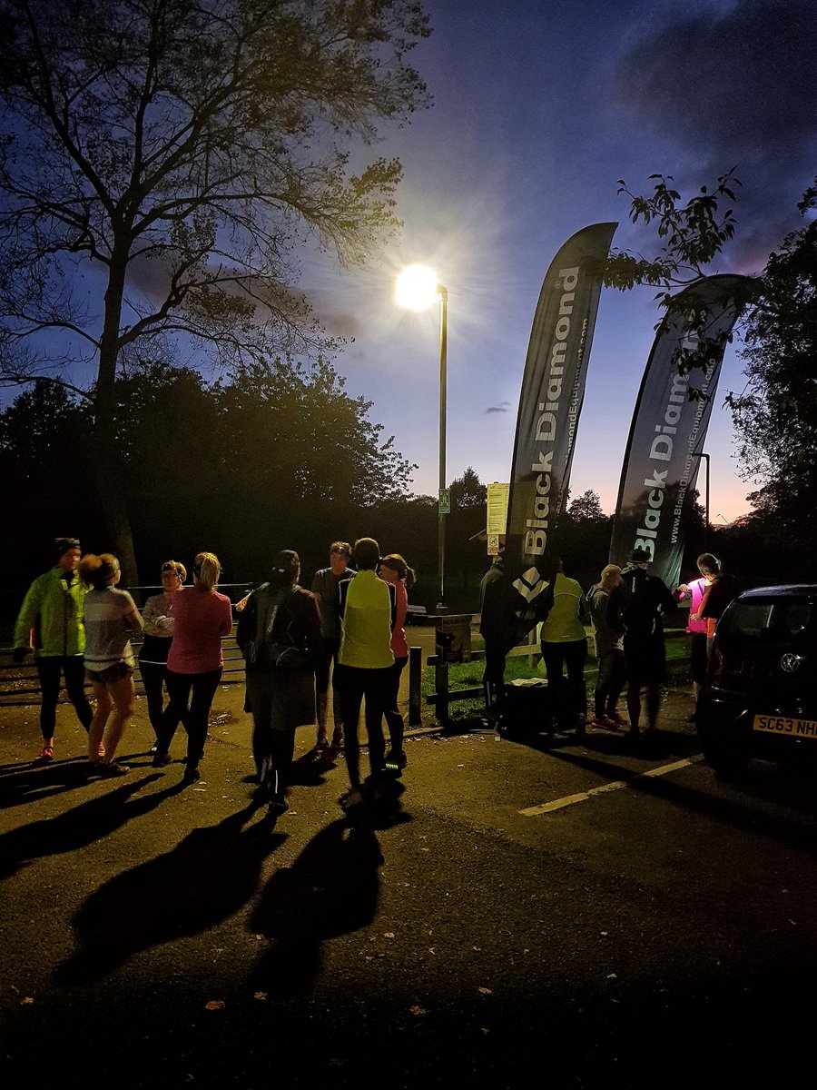 A top evening at the Introduction to Night Running over at Roukenglen with @TrailFestScot #rundirty