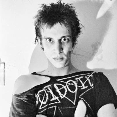 Happy birthday to Richard Hell, born on this day in 1949!    