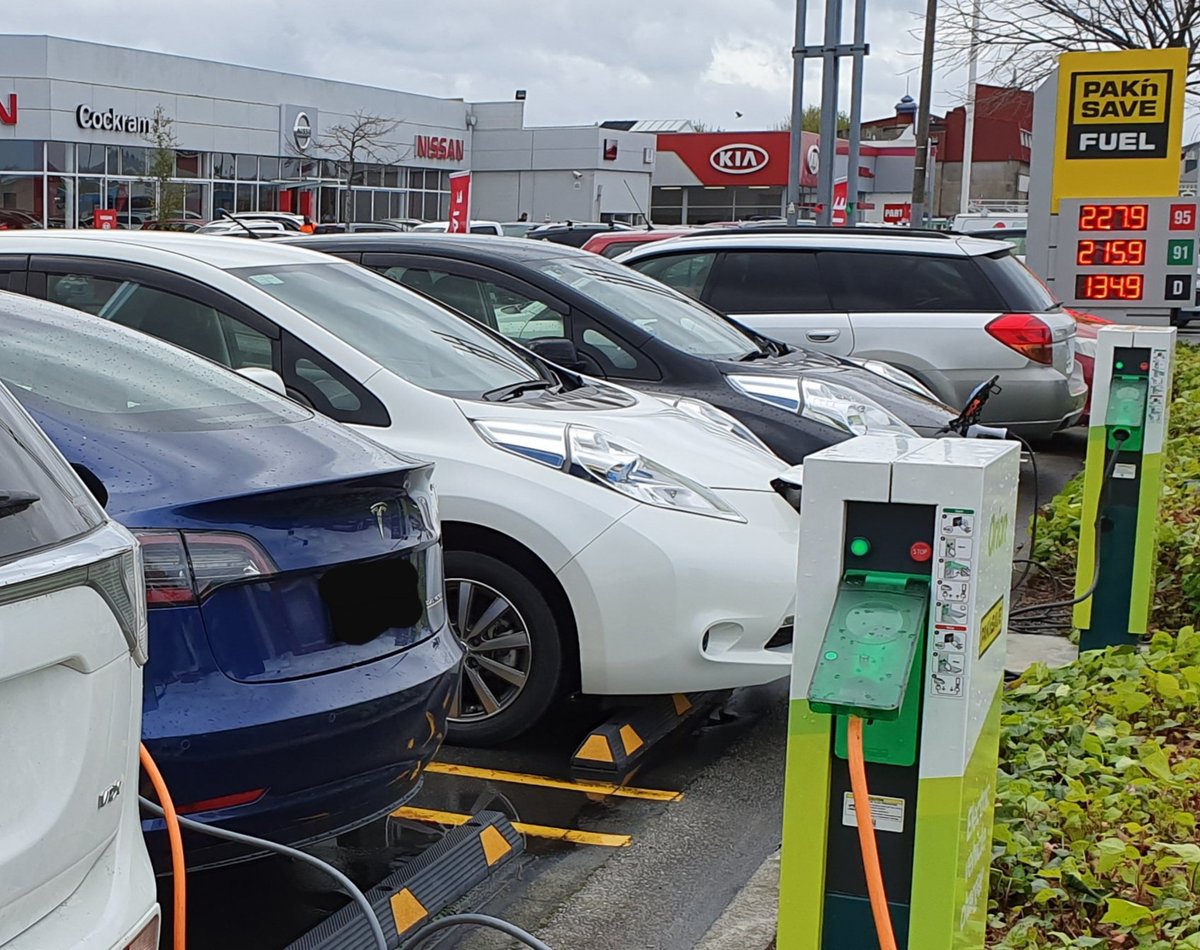 economosaurus's tweet photo. I've see so many @Tesla Model 3 in NZ in the last few weeks. Really feels like the start of something special. #EVfutureNZ https://t.co/ZtXAOMFCRn