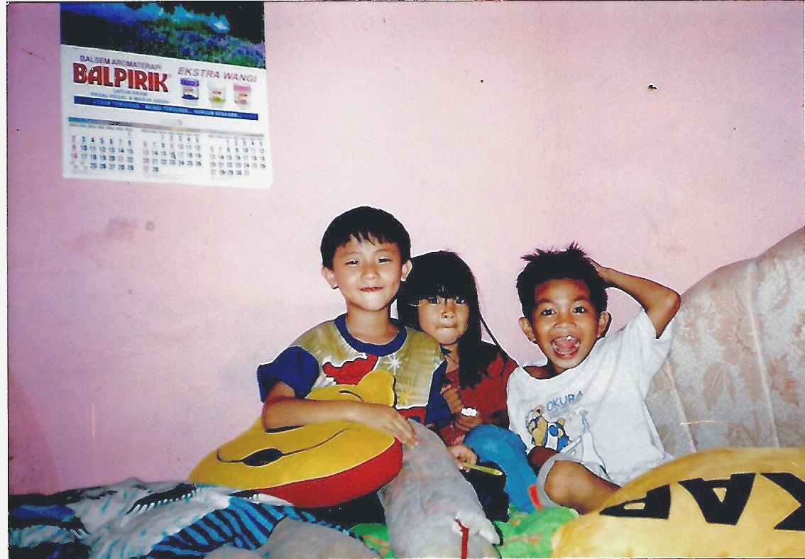 Masing- masing dari kita memiliki senyumnya sendiri.