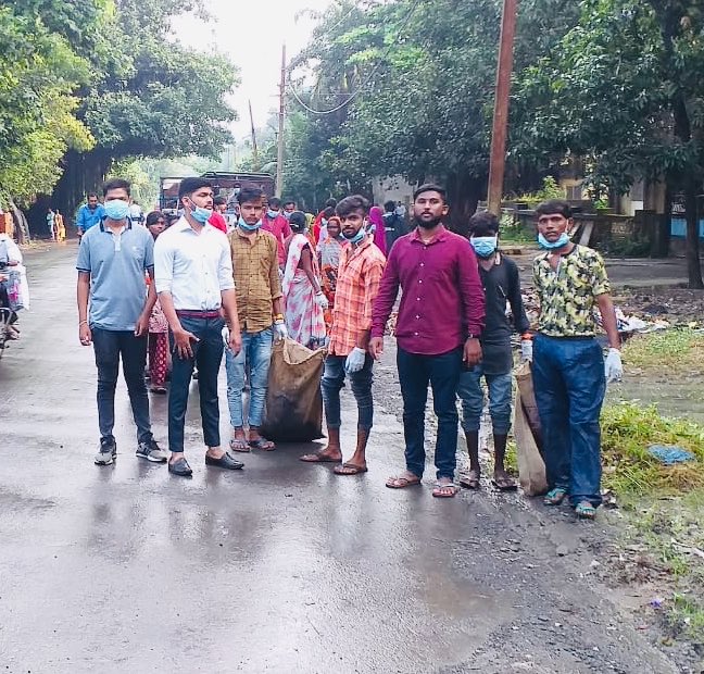 GramSomnath's tweet image. #Plogging_Run under Fit India on the occasion of 150 th Birth Anniversary of Our Nation’s Father Mahatma Gandhiji #Shramdan Activity-cleaning and Tree Plantation @SwachhataHiSewa @prafulkpatel @DmnCeodp