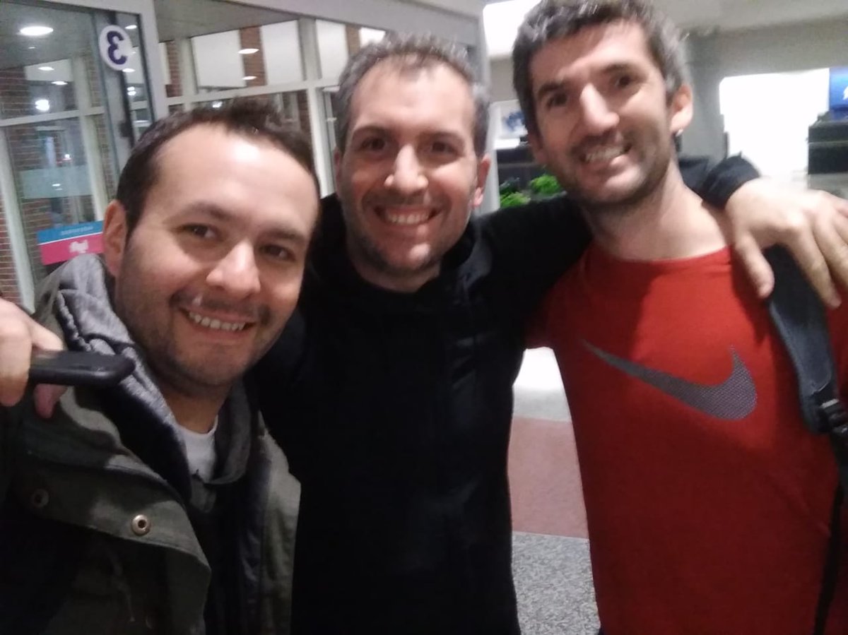 lucashfernandez's tweet image. Recién llegado a Richmond con estos dos muchachos que darán una charla en el #SQLTrail de @sqldatapartners @CarlosLChacon
Dos cracks @Mariano_Kovo y @gbissio
Just arrived in Richmond with these two boys who will give a talk at the #SQLTrail
2 cracks @Mariano_Kovo @gbissio