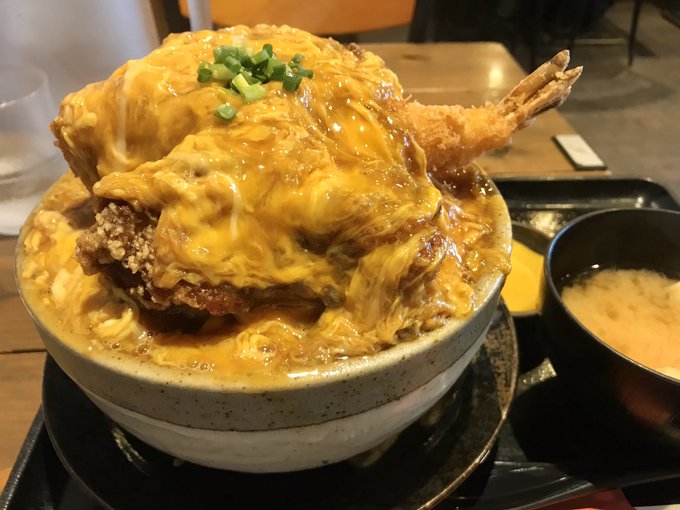 19 10 1 3 大阪出張グルメ 喫茶定食 ポミエ でカツ丼パフェ 新世界の通天閣 ダー岩井のツーリング写真館 お出かけ日記
