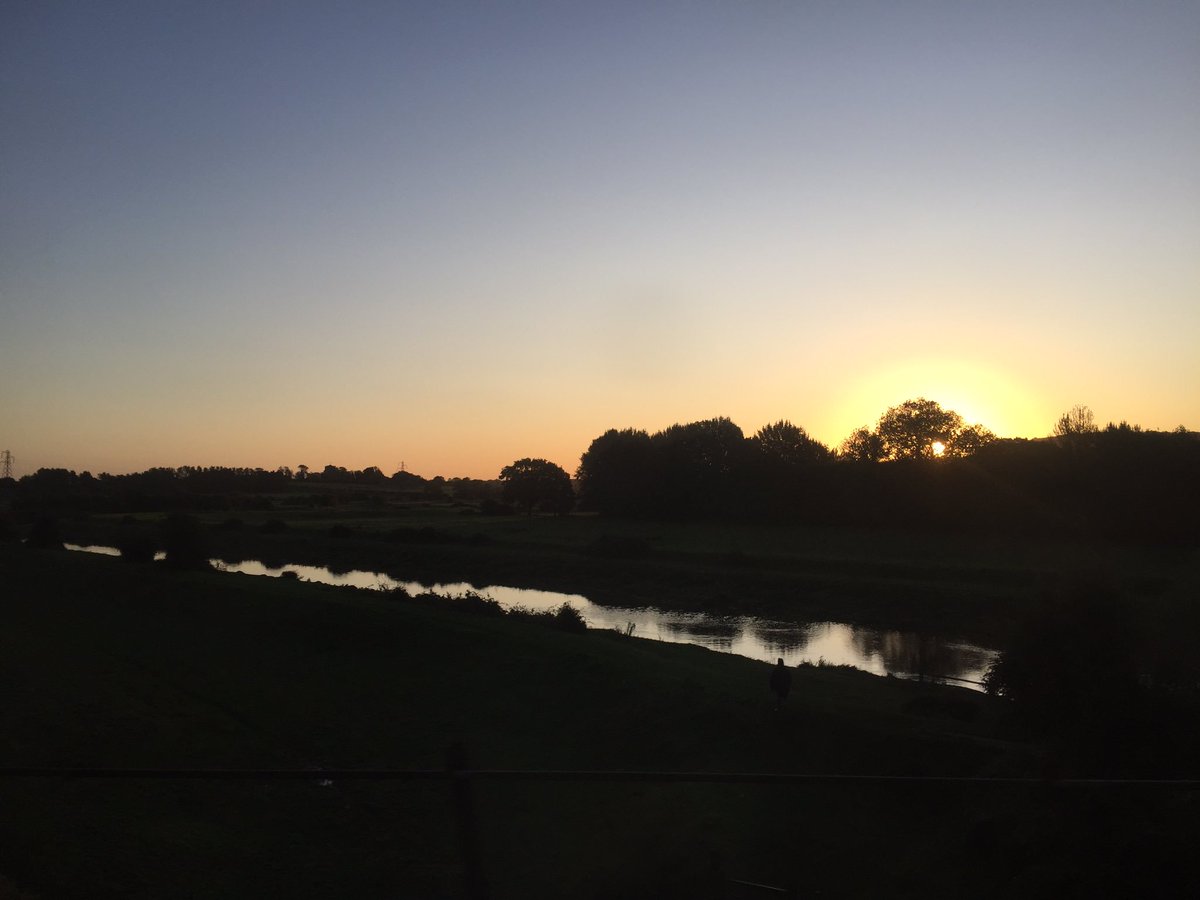 RobKRead's tweet photo. Morning all #commuteview https://t.co/JhkwPGW8HE