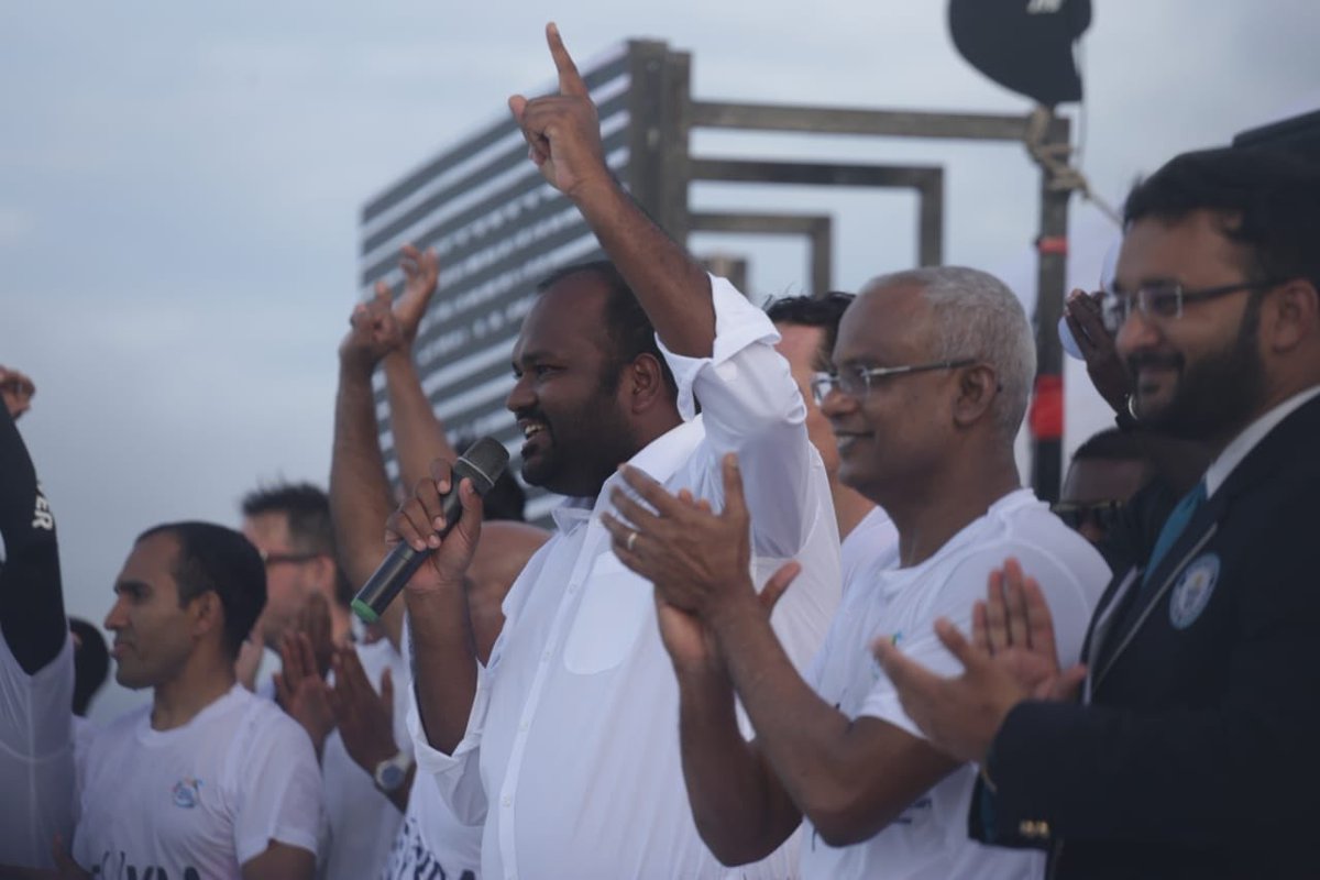 visitmaldives's tweet photo. Maldives breaks the @GWR for most people freediving simultaneously, with 520 participants.
#NEYVAA #WTD2019 #Maldives #VisitMaldives #SunnySideofLife https://t.co/g1gdeAY5ln
