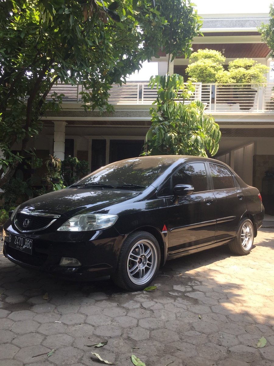 jadianyuuuuk's tweet photo. Dijual!
Honda City 2007 Vtec Automatic

(Pemilik Pribadi)

Harga    : 80jt
Wa         : 0812-9218-7656
Lokasi   : Ps Minggu, Jakarta Selatan

#jualmobil #jualmobilbekas #jualmobilmurah #jualmobiljakarta #hondacity #gd8 #rpf01 https://t.co/gdeevaGeZ7