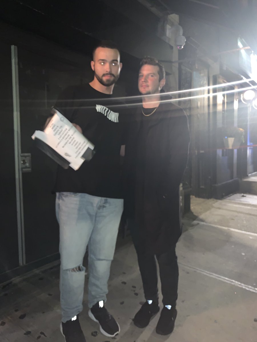 jmesh14's tweet photo. @WittLowry show was amazing thanks for the autograph and picture it means a lot and it was great meeting all of the artists devon terell,@itswwamusic,and @xuitcasecity had a great night https://t.co/sfQU98S4QU