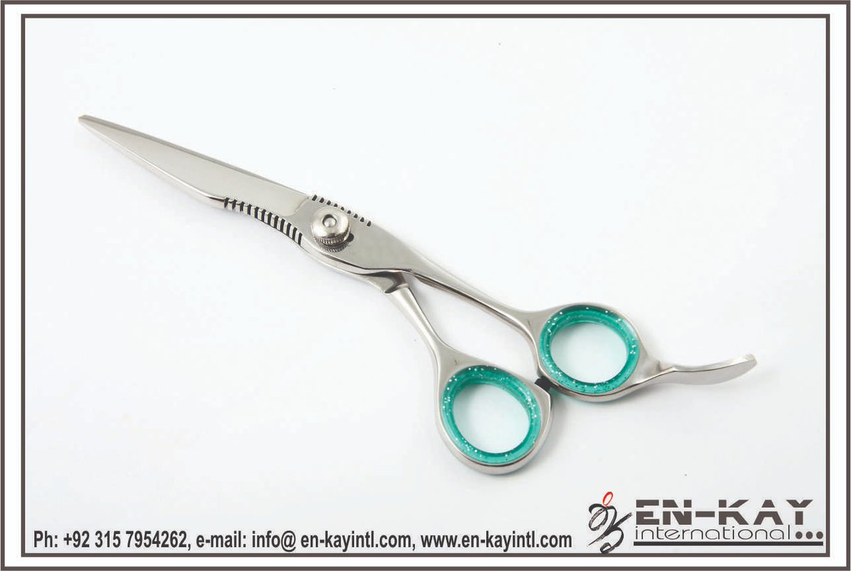 EnKayIntl's tweet photo. #barbers #barber #barbershop #barberscissors #barbershopconnect #scissors #haircutting #scissorcut #scissorhands #razors #edgeshears #saloon #haircuttingclass #hairshape #haircuttingscissors #barbersalon #thinninghair #thinningscissors #thinningscissor #thinningscissorsshear https://t.co/L2GigZF5Ny