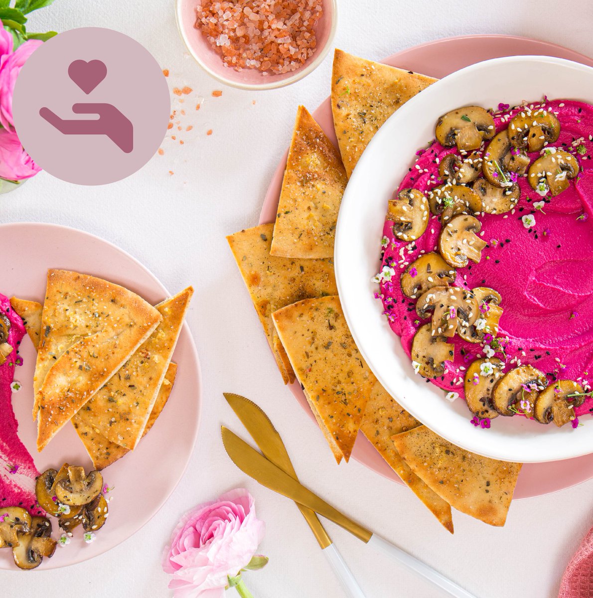 FreshMushrooms's tweet photo. Beetroot Hummus with Warm Sesame Mushrooms https://t.co/2zH21CTw9N. The mushrooms you buy help women in need. 

#ReachForRecovery #breastcancerawareness #versatilemushrooms #beetroothummus https://t.co/GZGAZLSJjZ